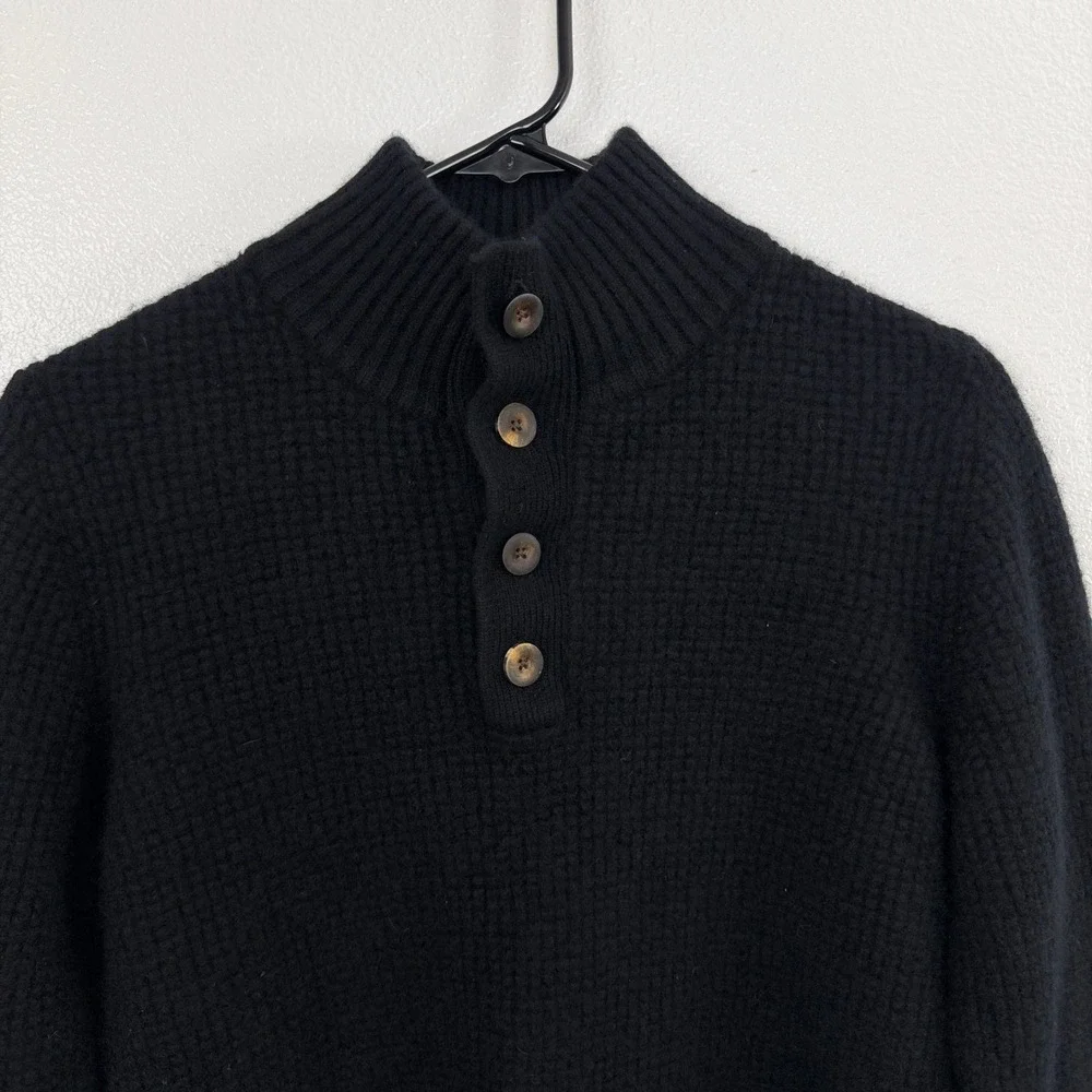 Quince Sweater Womens Size Medium Black Cashmere Waffle Knit Henley Mock Neck